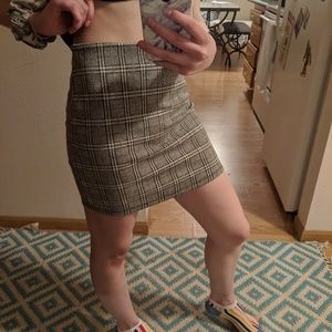 Flannel type mini skirt